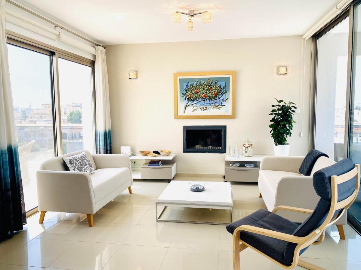 The Penthouse 401